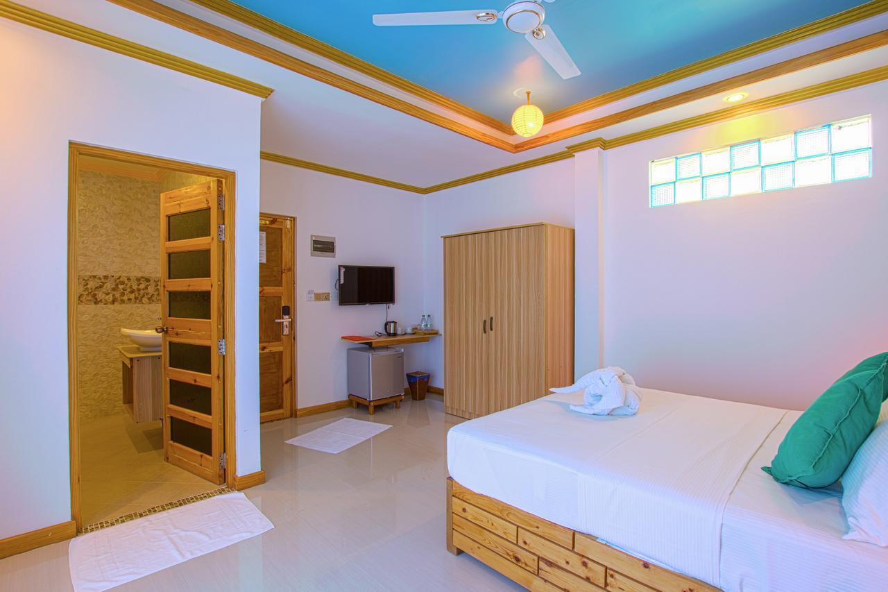 Select Village Maafushi Kamer foto