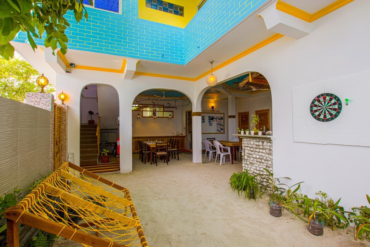 Select Village Maafushi Buitenkant foto