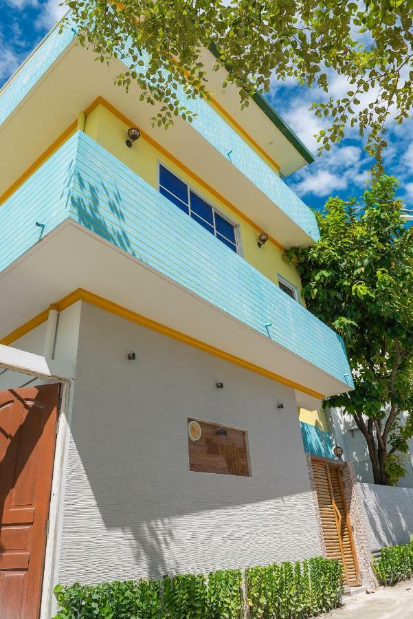 Select Village Maafushi Buitenkant foto
