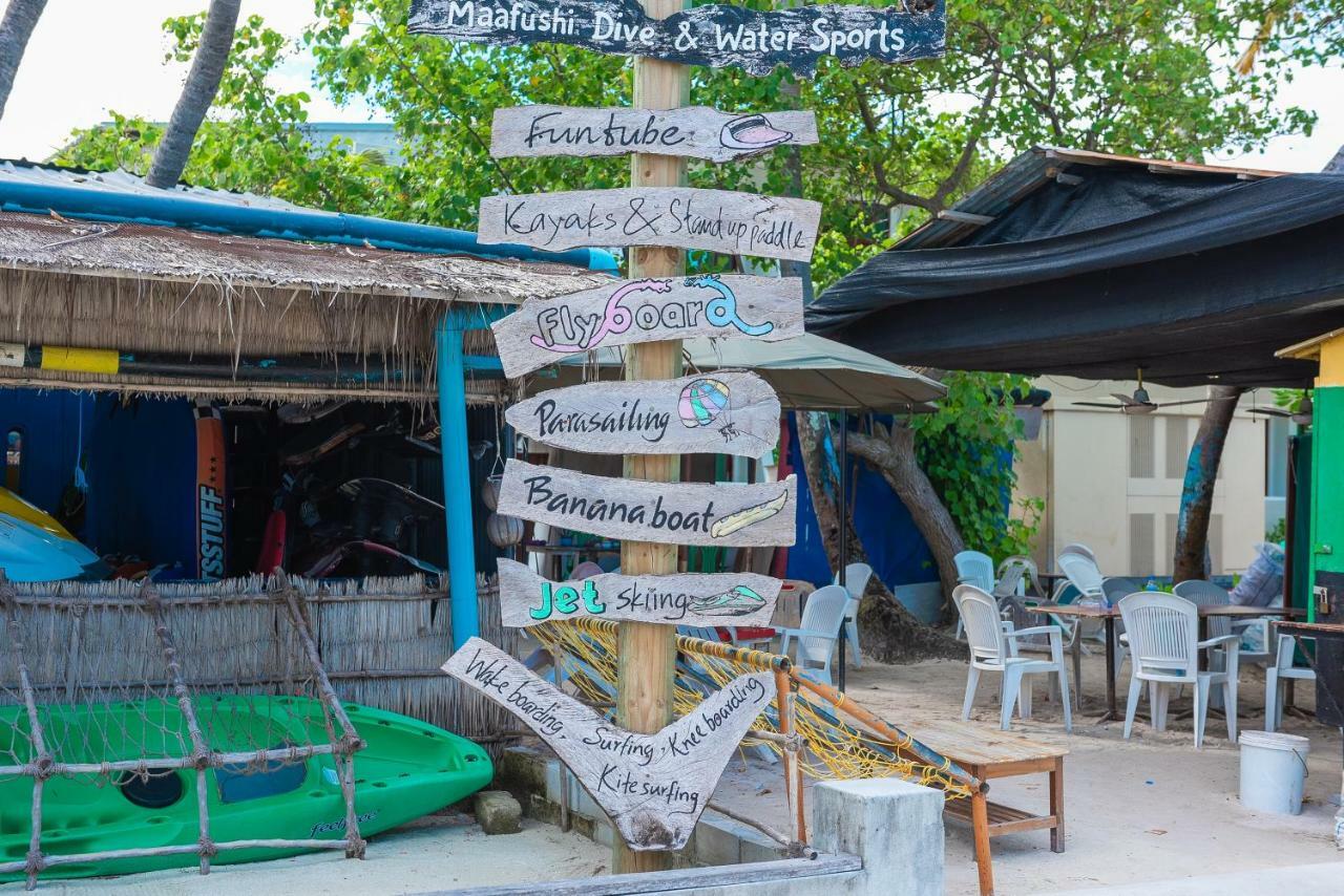 Select Village Maafushi Buitenkant foto